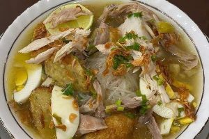 Soto Ayam Kampung Bu Menik: Kelezatan Kuliner