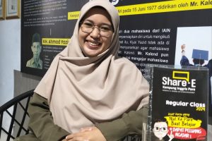 Keindahan Air Terjun Ireng Golo di Kampung Inggris Pare